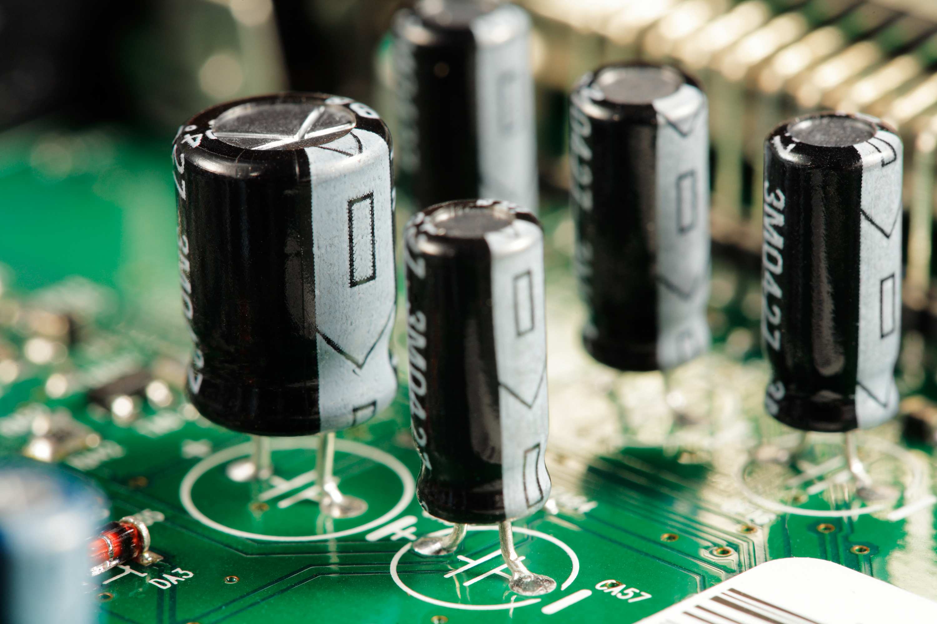 PCB設計忽略這一點？小心電容集體“罷工”！